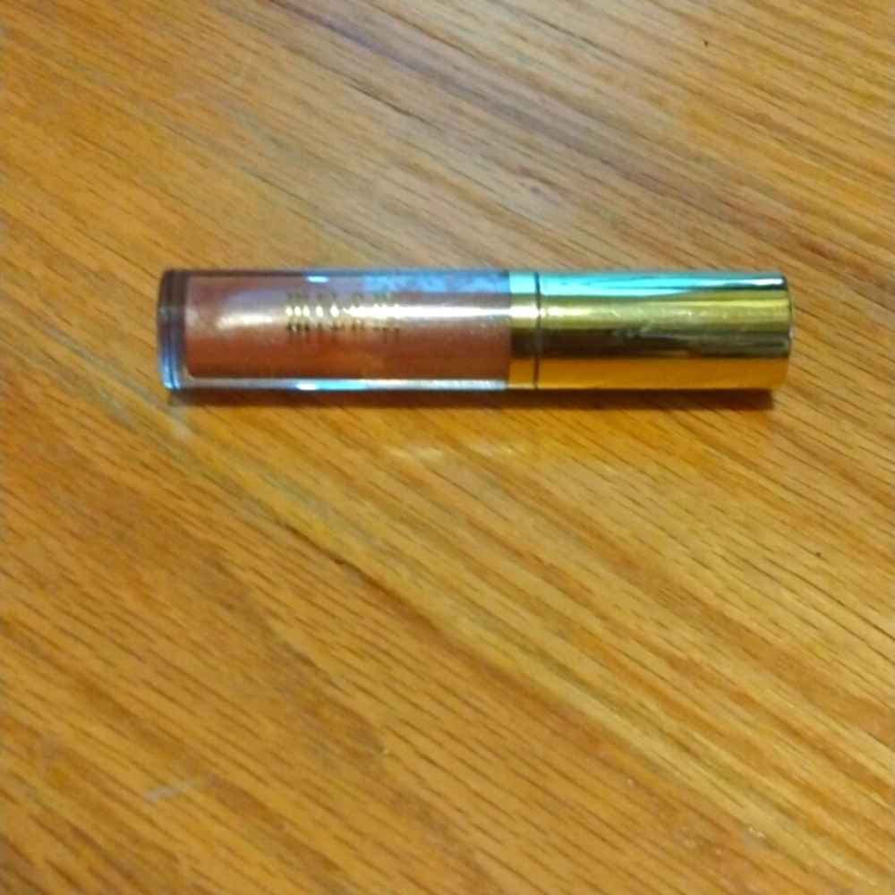 Shimmer Gloss. Luster nude color